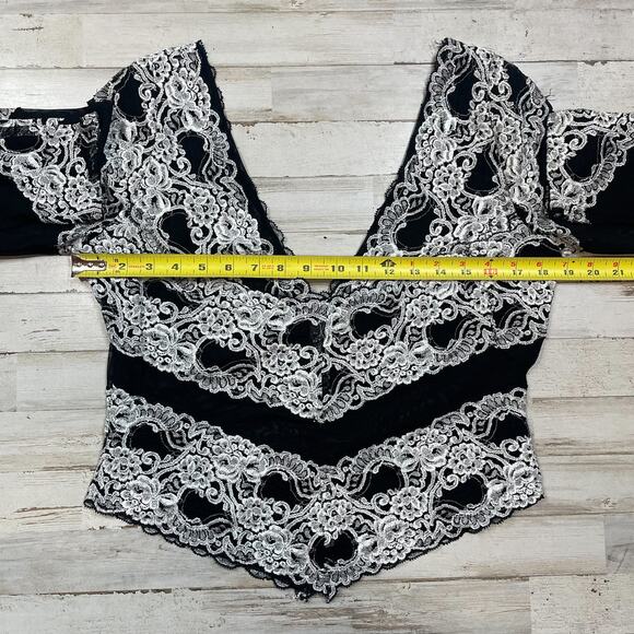 Boston Proper Black Lace Net Deep V Neck Back Shirt Top Pullover Size XL C101988 - Picture 5 of 6